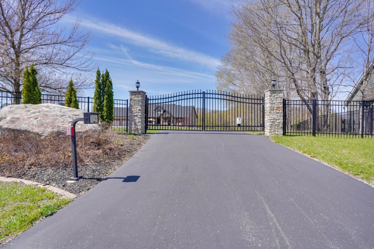 Expansive Shakopee Vacation Rental On 5 Acres! Esterno foto
